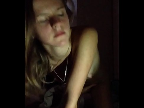 ❤️ Yon ti fi masturbe ak koms ❤❌ Sèks bon jan kalite nan nou ☑